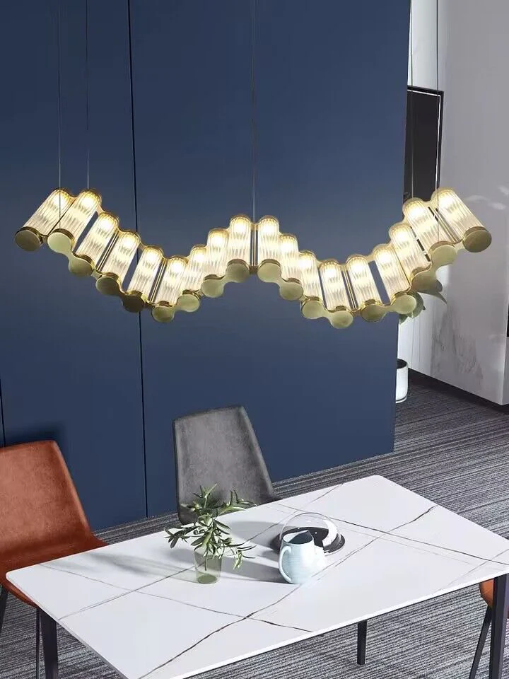 Neoklassik masaüstü çilçıraq KT-L6084-18